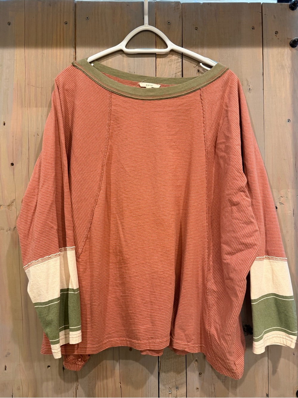 easel Rust Long-Sleeve Top with Olive and Cream Sleeve Panels